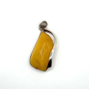 Zilveren hanger met honing-amber