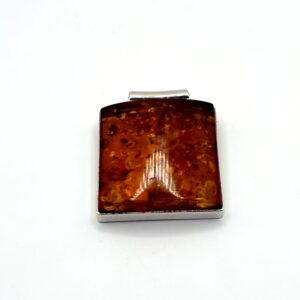 Alternative view of Zilveren hanger met cognac amber