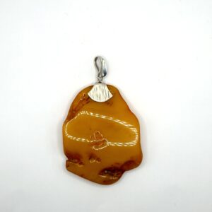Zilveren hanger met honing-amber