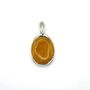 Zilveren hanger met honing-amber