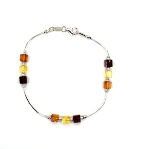 Zilveren armband met barnsteen