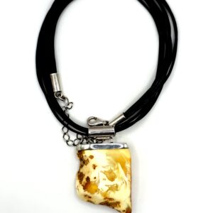 Zilveren ketting met witte barnsteen