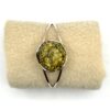 Zilveren armband met groene barnsteen