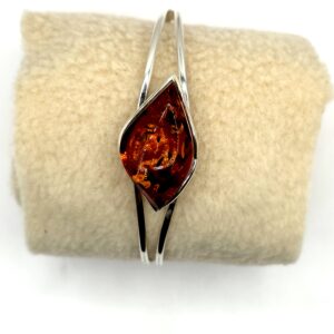 Zilveren armband met cognac amber
