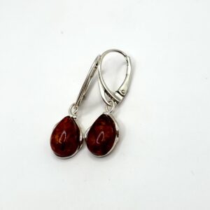 Alternative view of Zilveren oorbellen met cognac amber