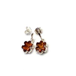 Alternative view of Zilveren oorbellen met amber, Puzzel