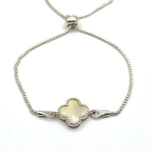 Alternative view of Zilveren armband met parelmoer, Marokkaans klavertje M