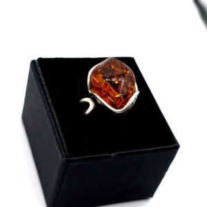 Ring met cognac-amber